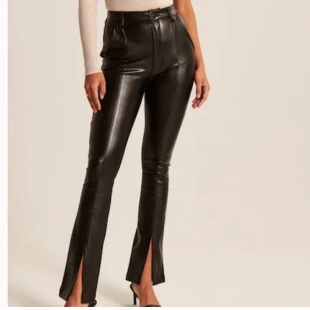 Abercrombie & Fitch curve love Faux Leather Split Hem Pants Size 6 / 28 - Picture 1 of 12